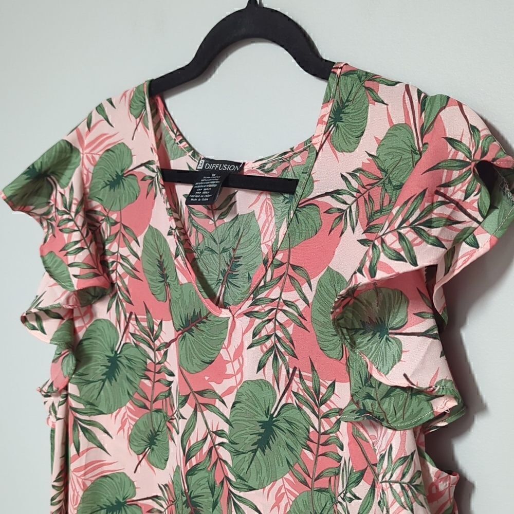 IB Diffusion Pink Tropical V Neck Flutter Sleeve - Picture 2 of 4